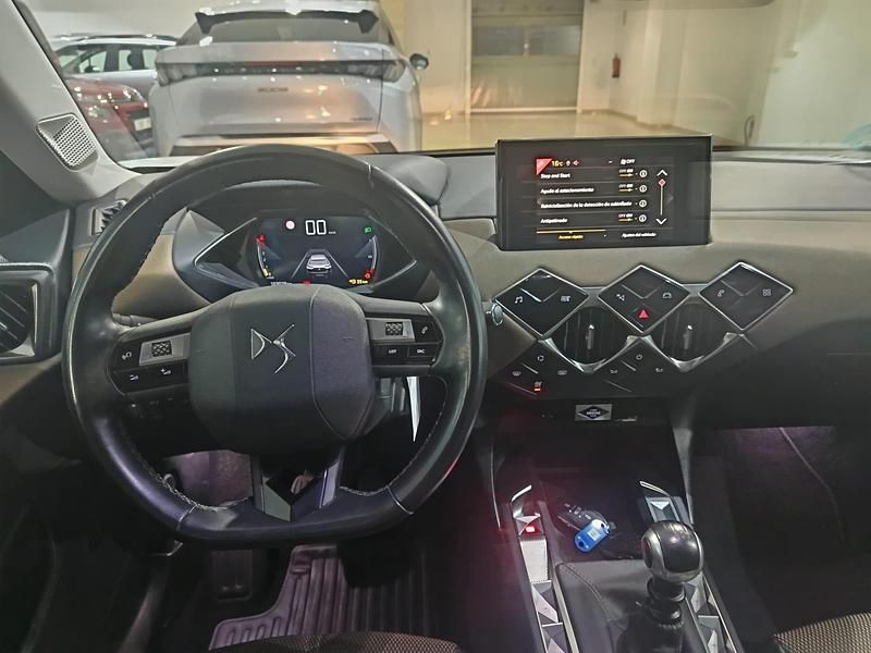 Usado DS Automobiles DS3 Crossback So Chic 110 CV (80 kW) 2019 Blanco SUV