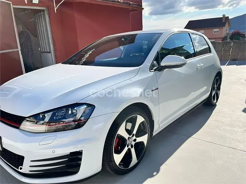 Usado VW Golf VII GTI 220 CV (161 kW) 2015 Blanco Berlina