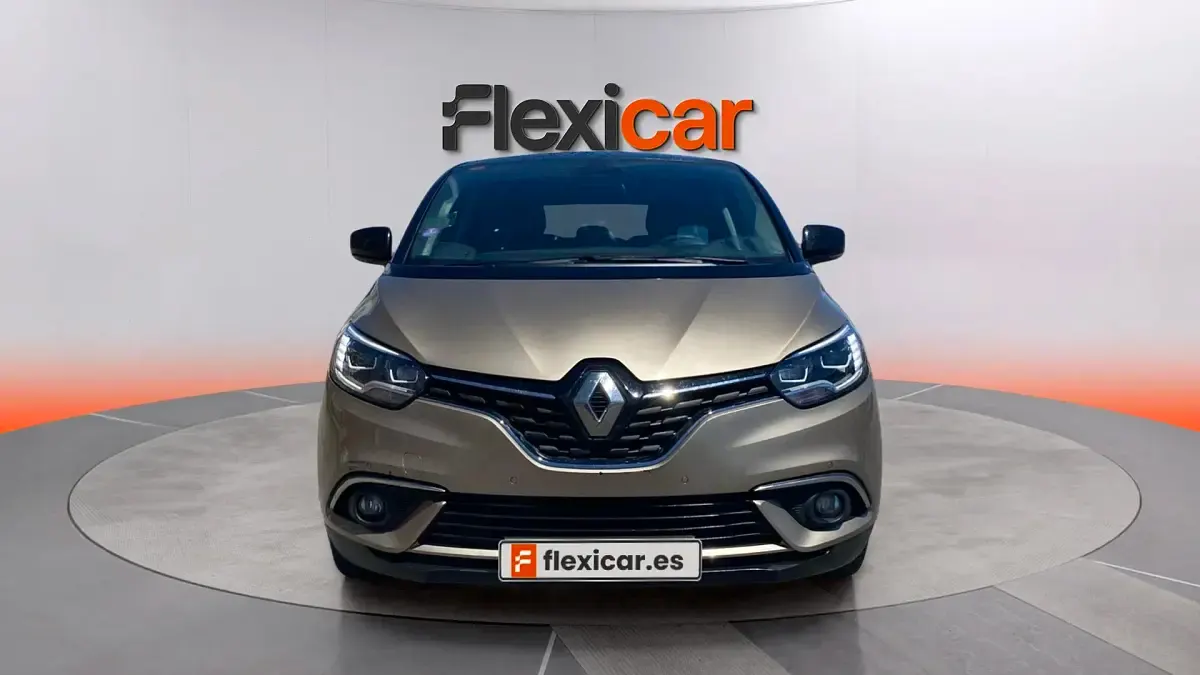 Usado Renault Scenic E-Tech Zen 131 CV (96 kW) 2017 Amarillo Monovolumen