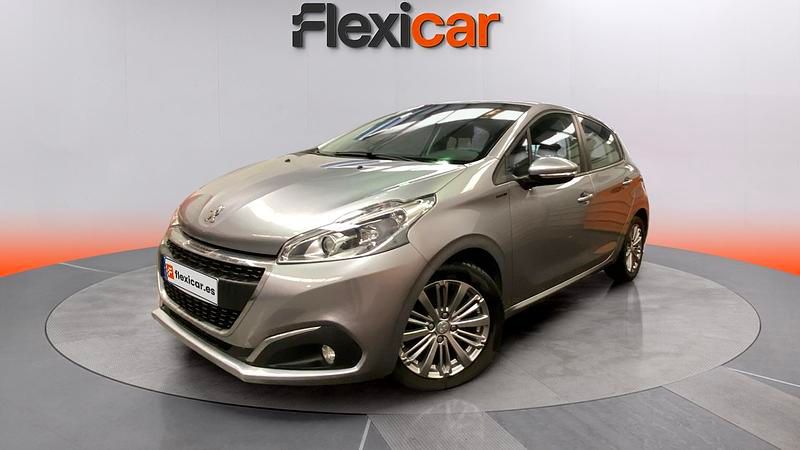 Usado Peugeot 208 Allure 82 CV (60 kW) 2018 Gris Utilitario