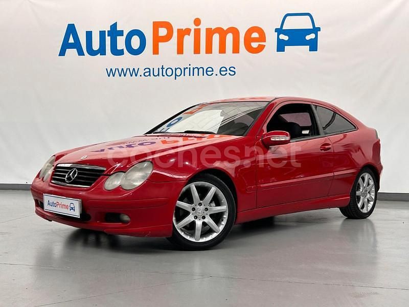 Rojo Usado 2003 Mercedes C220 Berlina | 2970 € (Buen precio) - Imagen 1/4