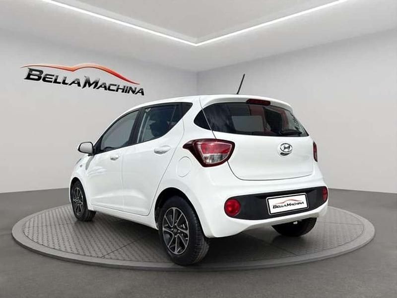 Usado Hyundai i10 87 CV (63 kW) 2018 Blanco Utilitario