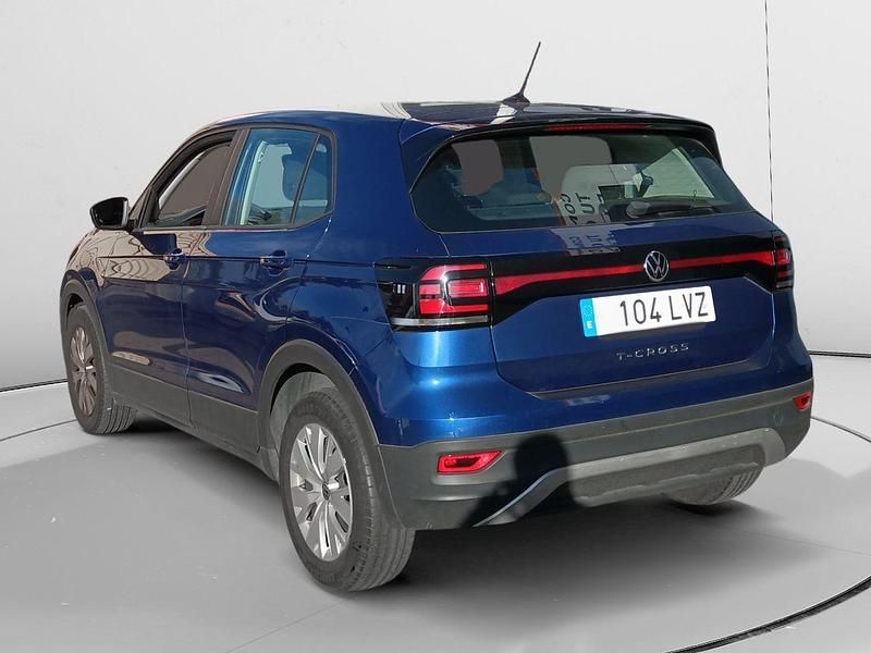 Usado VW T-Cross Edition 95 CV (69 kW) 2022 Azul SUV
