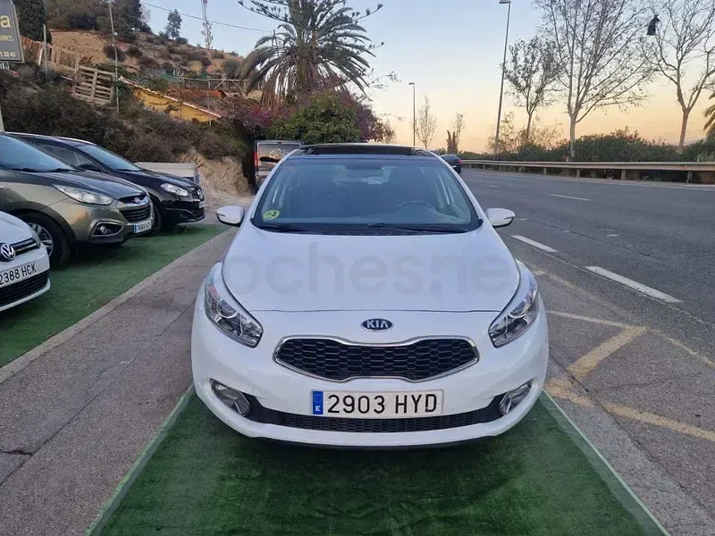 Usado Kia Ceed GT 128 CV (94 kW) 2014 Blanco Berlina
