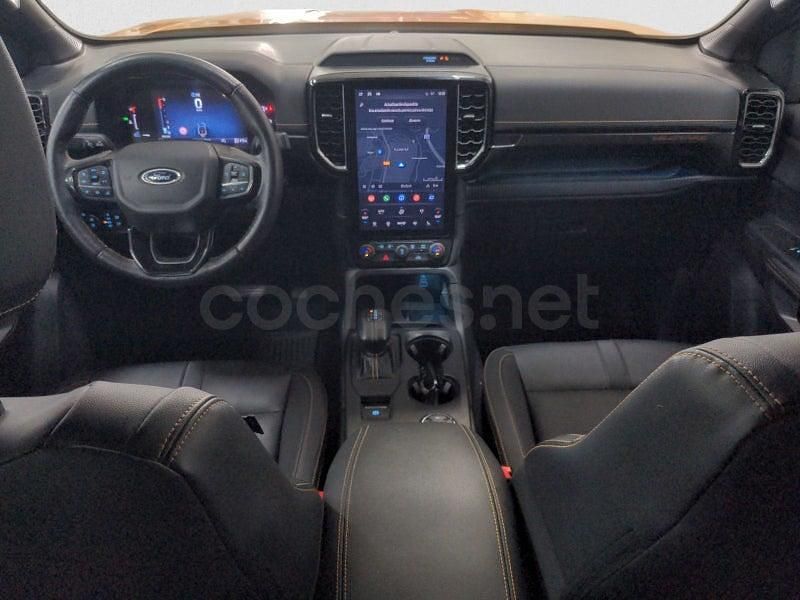 Usado Ford Ranger Wildtrack 240 CV (176 kW) 2025 Naranja Pickup/Camioneta