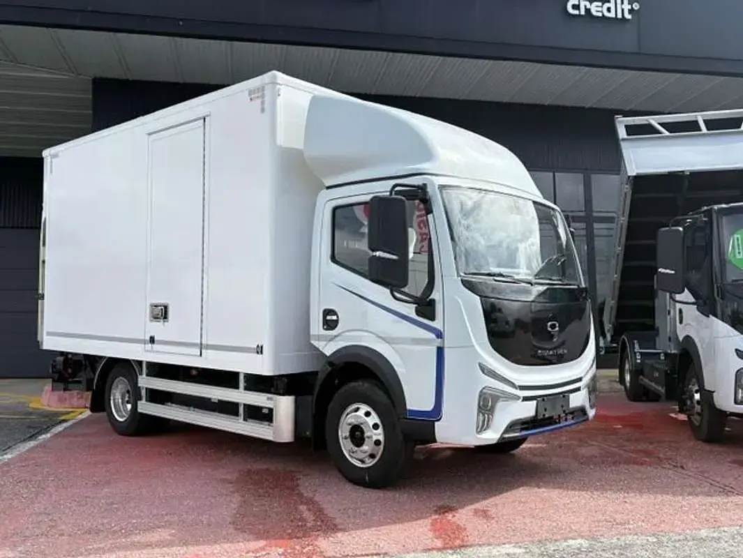 Nuevo DongFeng Box 2025 Blanco Utilitario