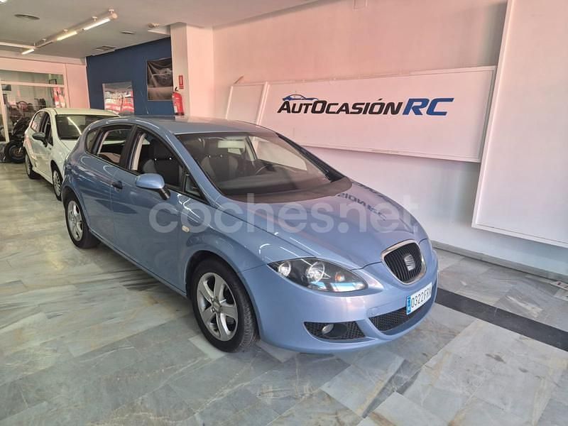 Azul Usado 2007 Seat Leon Reference Berlina | 5300 € (Precio justo) - Imagen 1/4