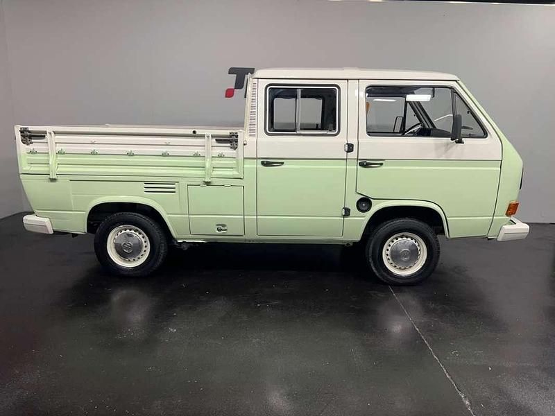 Usado VW Caravelle 69 CV (50 kW) 1989 Verde Monovolumen