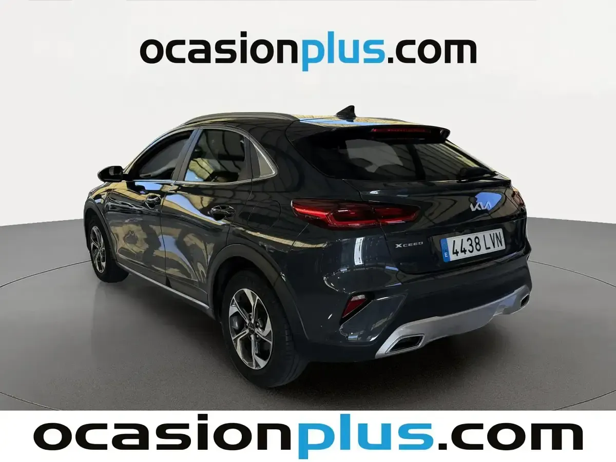 Usado Kia XCeed 120 CV (88 kW) 2021 Gris SUV