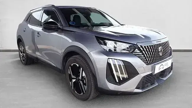 Usado Peugeot 2008 Allure 145 CV (106 kW) 2025 Gris SUV
