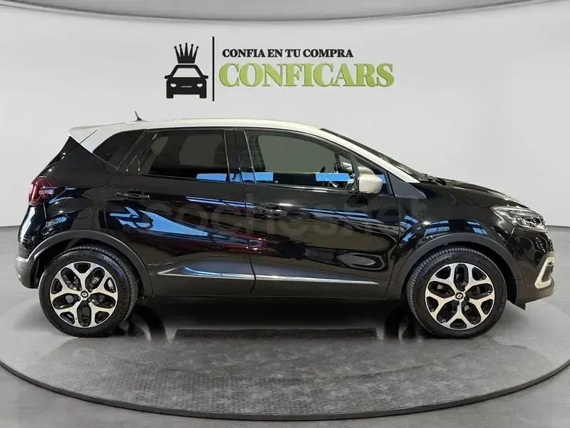 Usado Renault Captur Zen 90 CV (66 kW) 2019 Negro SUV