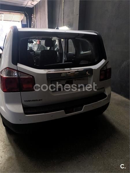 Usado Chevrolet Orlando LTZ 141 CV (103 kW) 2011 Blanco Monovolumen