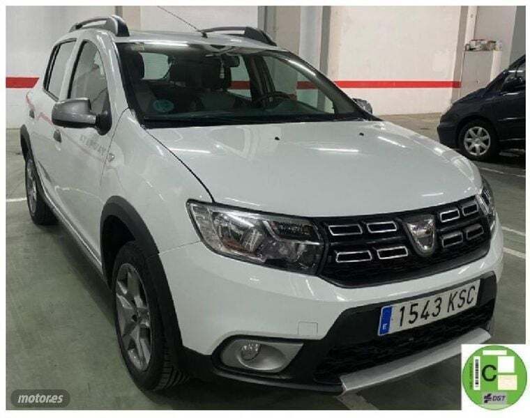 Blanco Usado 2018 Dacia Sandero Essentiel Utilitario | 9000 € (Precio justo) - Imagen 1/4