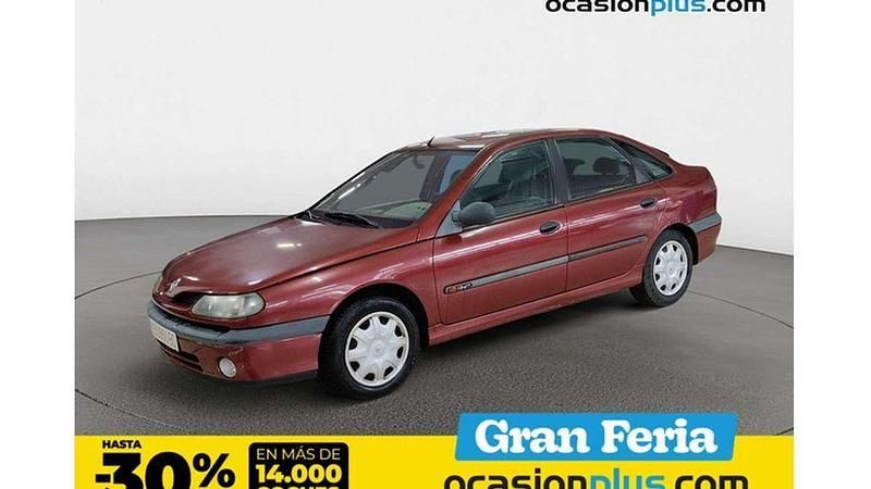 Rojo Usado 1998 Renault Laguna Berlina | 800 € - Imagen 1/4
