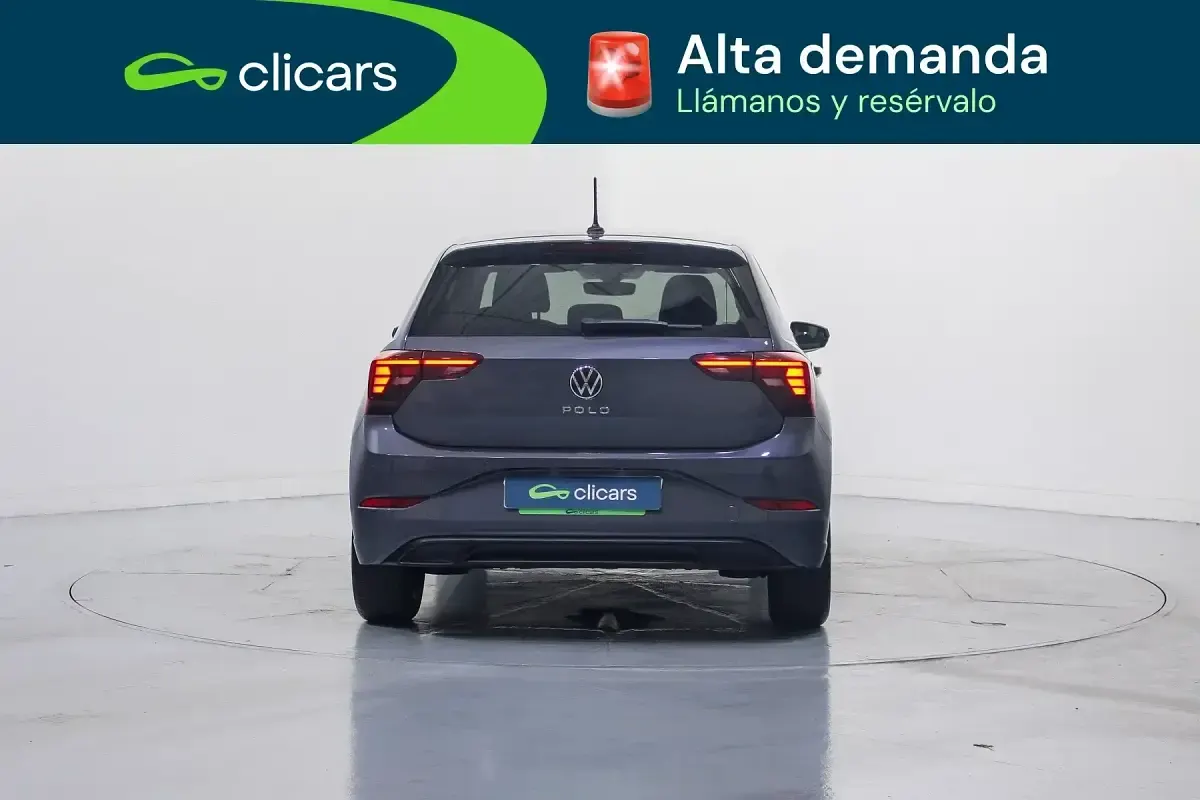 Usado VW Polo 95 CV (69 kW) 2025 Gris / plata Utilitario