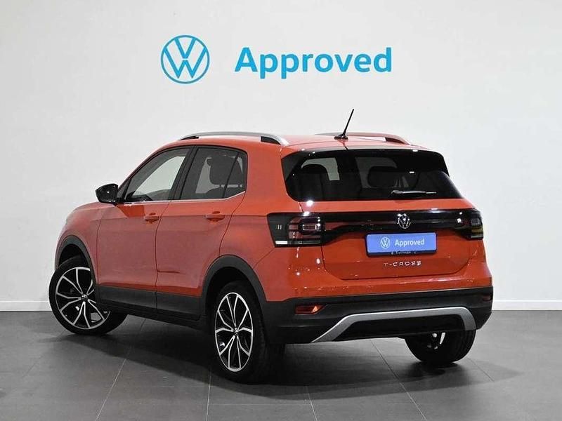 Usado VW T-Cross Sportline 110 CV (80 kW) 2021 Rojo SUV