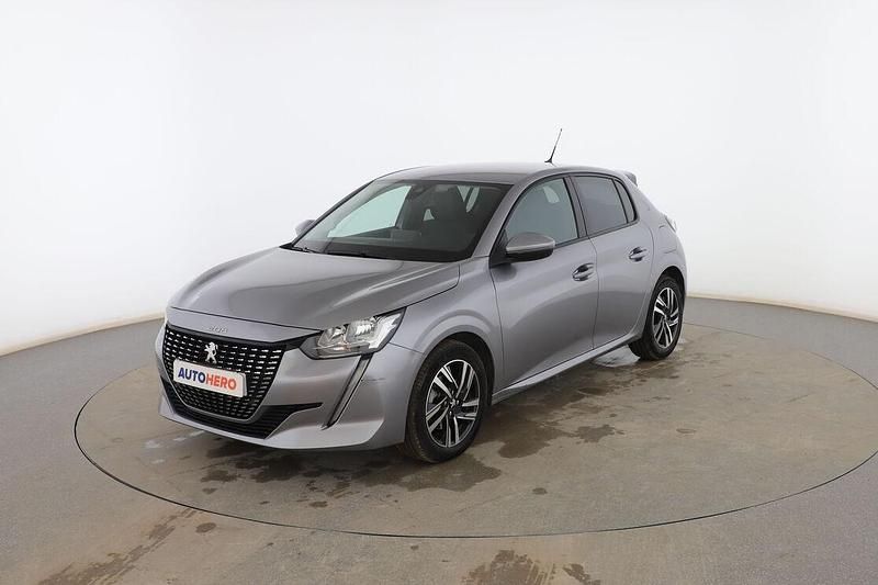 Usado Peugeot 208 Allure 101 CV (74 kW) 2020 Gris Utilitario