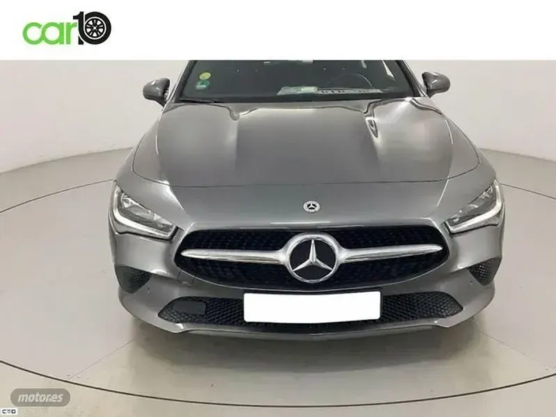 Usado Mercedes CLA180 116 CV (85 kW) 2022 Gris Coupe