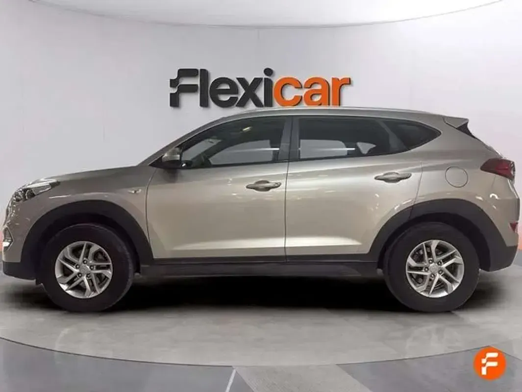Usado Hyundai Tucson 132 CV (97 kW) 2017 Beige SUV