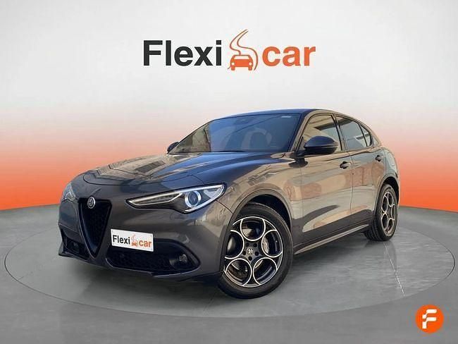 Usado Alfa Romeo Stelvio Sprint 160 CV (117 kW) 2022 Gris SUV