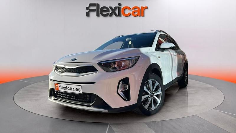 Usado Kia Stonic 120 CV (88 kW) 2020 Blanco SUV