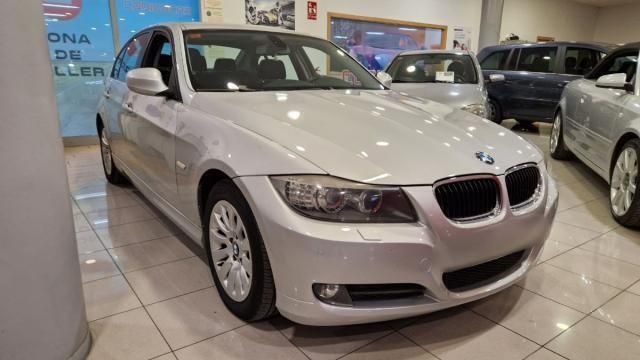 Usado 2009 BMW 320 Berlina | 7900 € (Precio justo) - Imagen 1/4