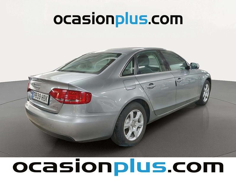 Usado Audi A4 160 CV (117 kW) 2011 Gris Berlina