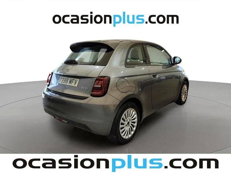 Usado Fiat 500e 86 kW (118 CV) 2023 Gris Utilitario