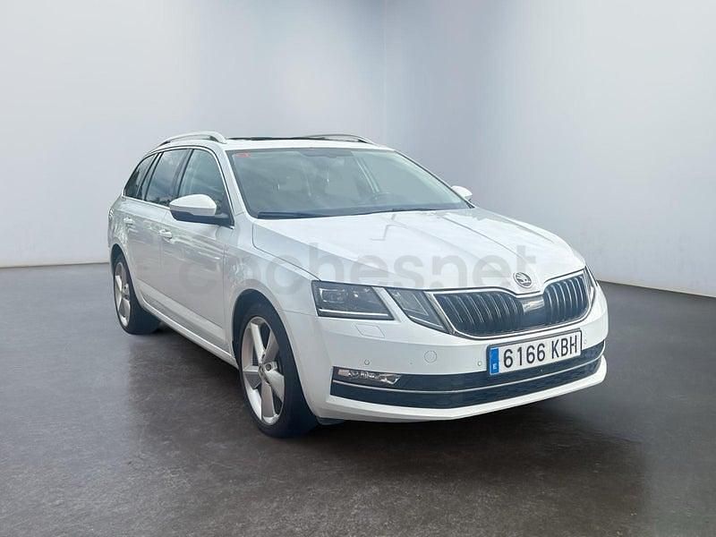 Brugt Skoda Octavia Style 150 HK (110 kW) 2017 Hvid Stationcar