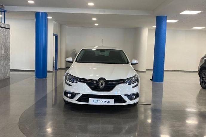 Usado Renault Mégane IV Life 90 CV (66 kW) 2017