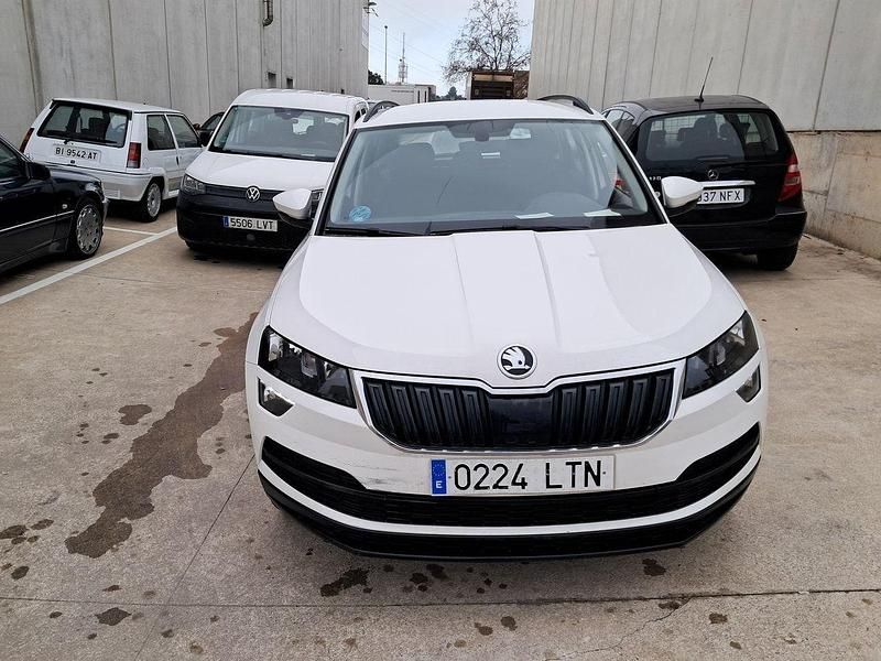 Usado Skoda Karoq Ambition 150 CV (110 kW) 2021 Blanco SUV