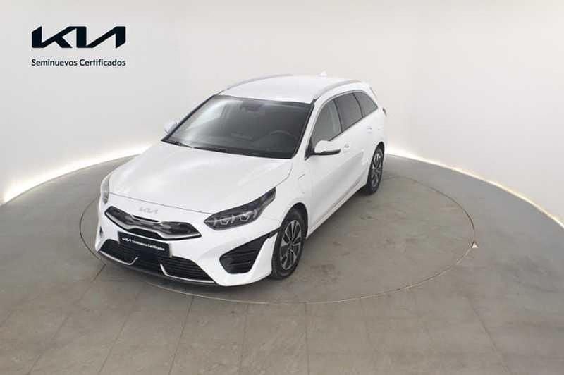 Usado Kia Ceed Sportswagon 2025 Blanco Familiar