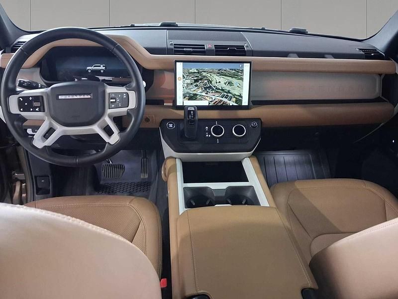 Usado Land Rover Defender SE Dynamic 249 CV (183 kW) 2024 Gondwana stone gloss SUV