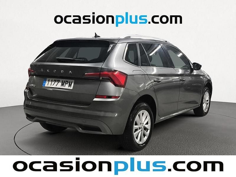 Usado Skoda Kamiq Ambition 110 CV (80 kW) 2024 Gris SUV