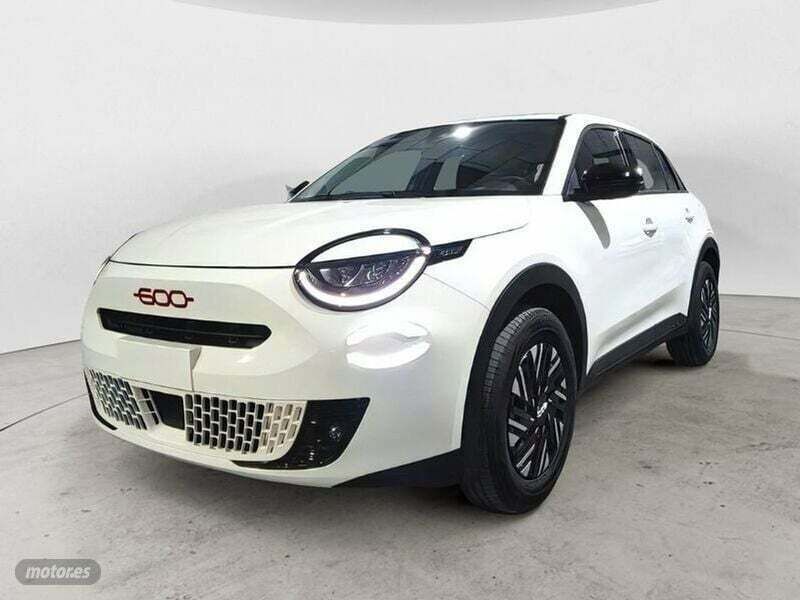 Blanco Usado 2023 Fiat 600 Red SUV | 24.900 € (Buen precio) - Imagen 1/4