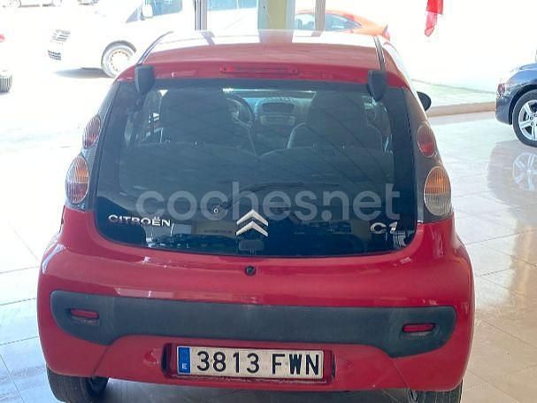 Usado Citroën C1 68 CV (50 kW) 2007 Rojo Utilitario