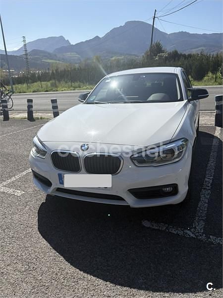 Usado BMW 118 Comfort Edition 143 CV (105 kW) 2015 Blanco Utilitario