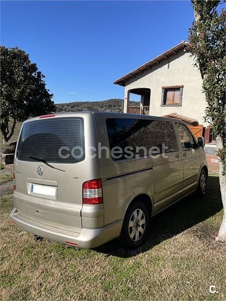 Usado VW Multivan Comfortline 130 CV (95 kW) 2004 Beige Van