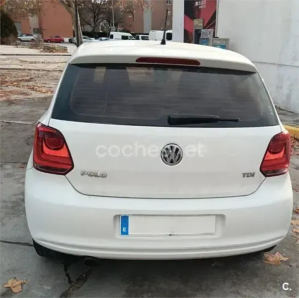 Usado VW Polo Advance 90 CV (66 kW) 2014 Blanco Berlina