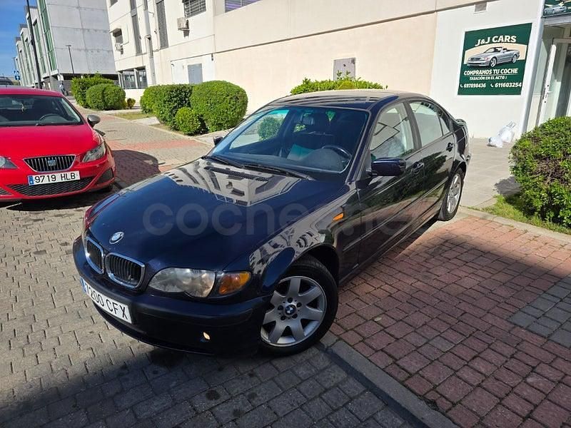 Usado BMW 320 150 CV (110 kW) 2004 Azul Berlina