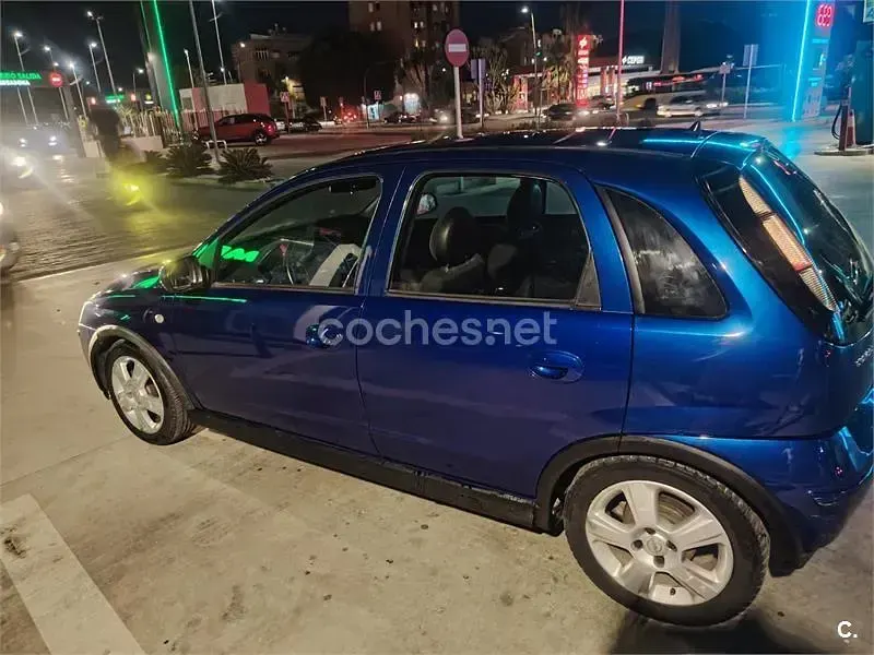 Usado Opel Corsa 75 CV (55 kW) 2004 Azul Utilitario