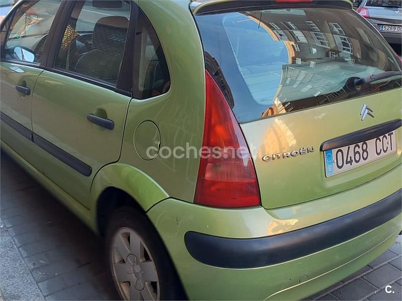 Usado Citroën C3 75 CV (55 kW) 2002 Verde Utilitario