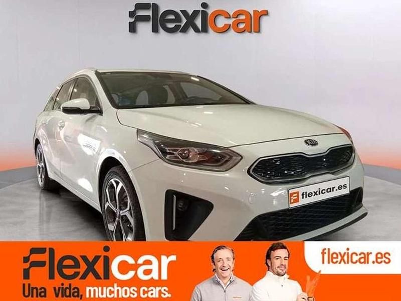 Blanco Usado 2021 Kia Ceed Familiar | 12.990 € (Super precio) - Imagen 1/4