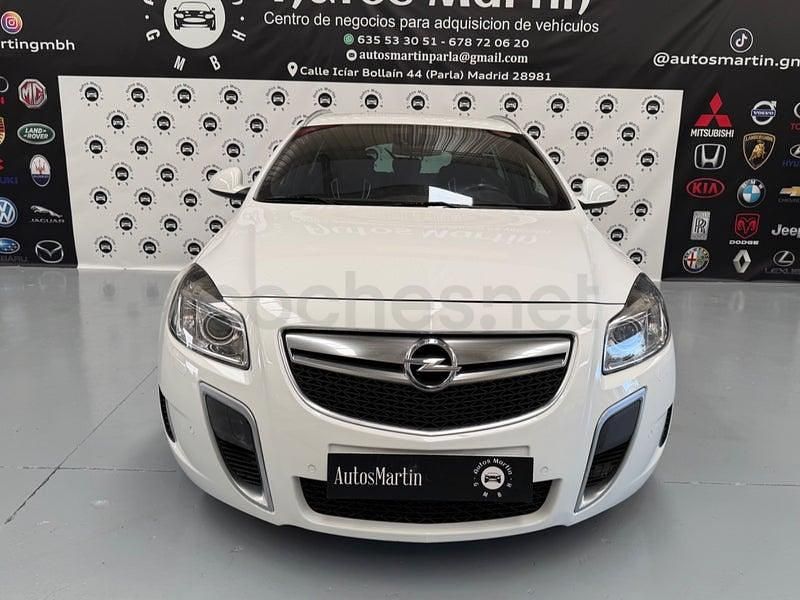 Usado Opel Insignia OPC 325 CV (239 kW) 2010 Blanco Familiar