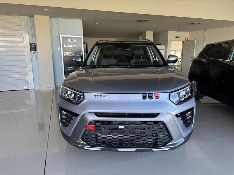 Usado SsangYong Tivoli Limited 163 CV (119 kW) 2024 Gris SUV