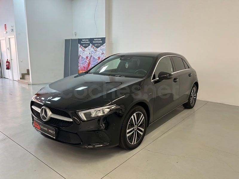 Usado Mercedes A250 218 CV (160 kW) 2021 Negro Berlina