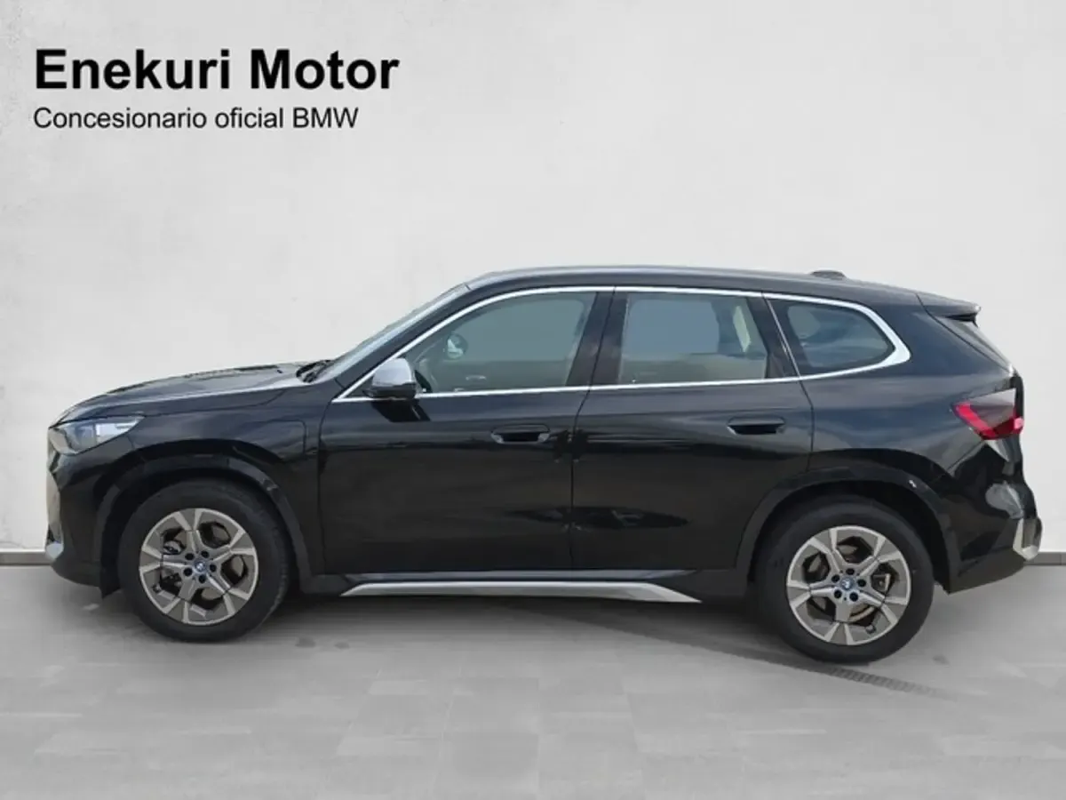 Usado BMW X1 Comfort Edition 245 CV (180 kW) 2023 Negro SUV