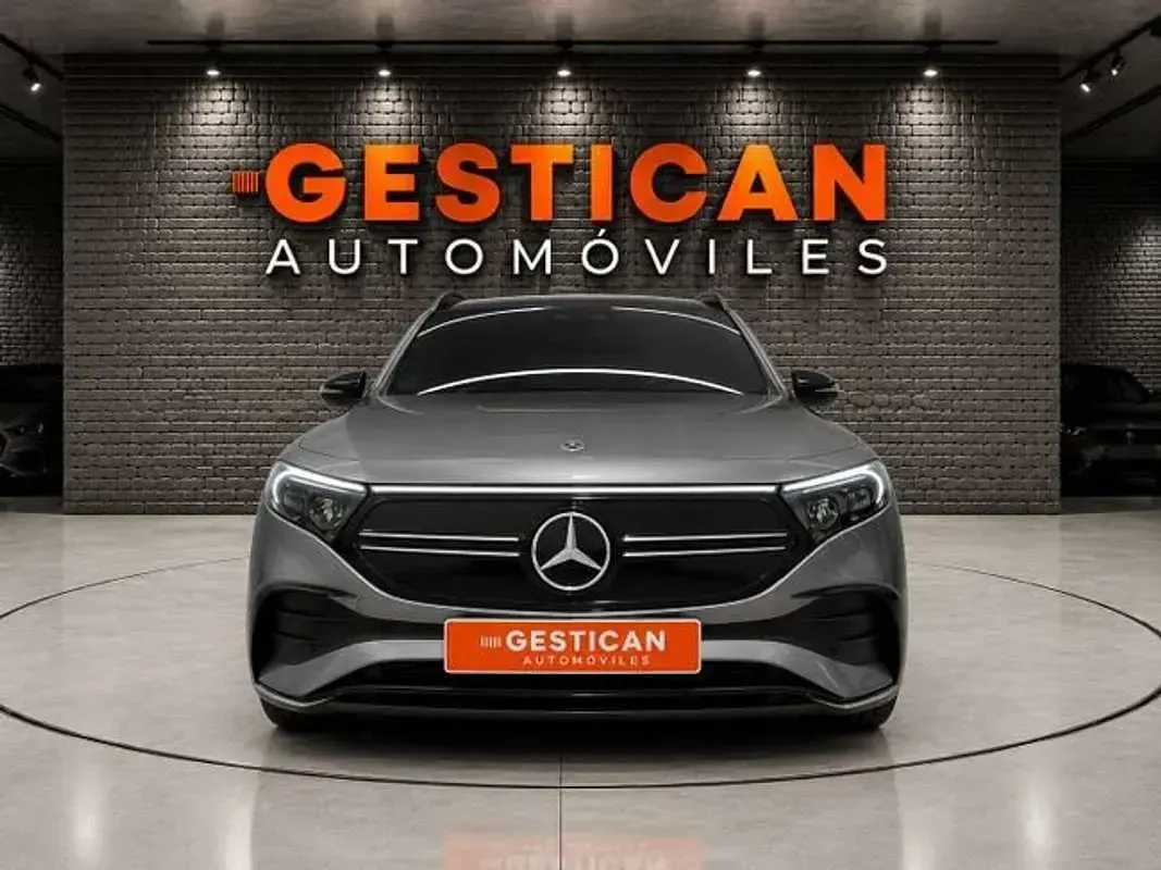 Usado Mercedes EQB350 216 kW (295 CV) 2022 Gris SUV