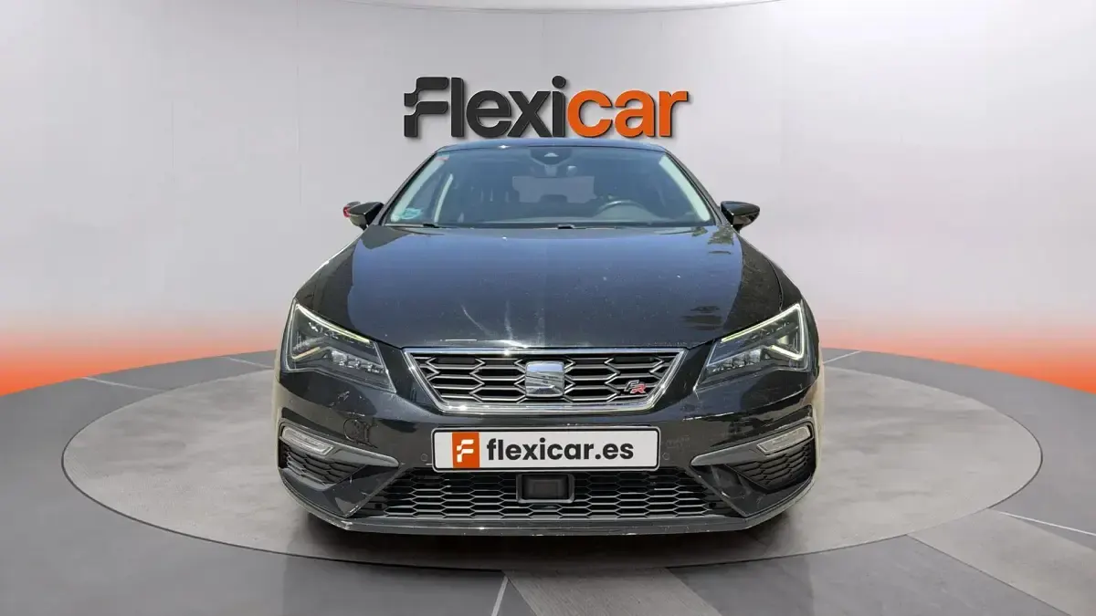 Begagnad Seat Leon FR 150 HK (110 kW) 2017 Svart Sedan