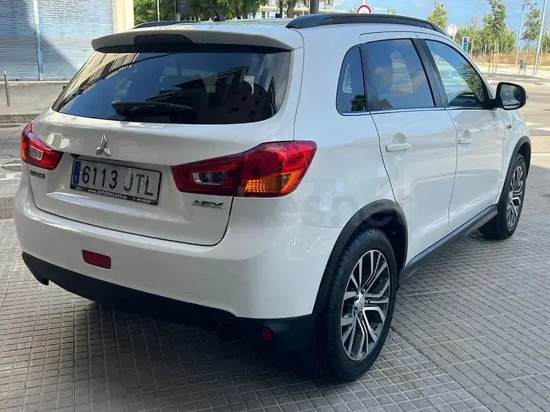 Usado Mitsubishi ASX Motion 117 CV (86 kW) 2016 Blanco SUV